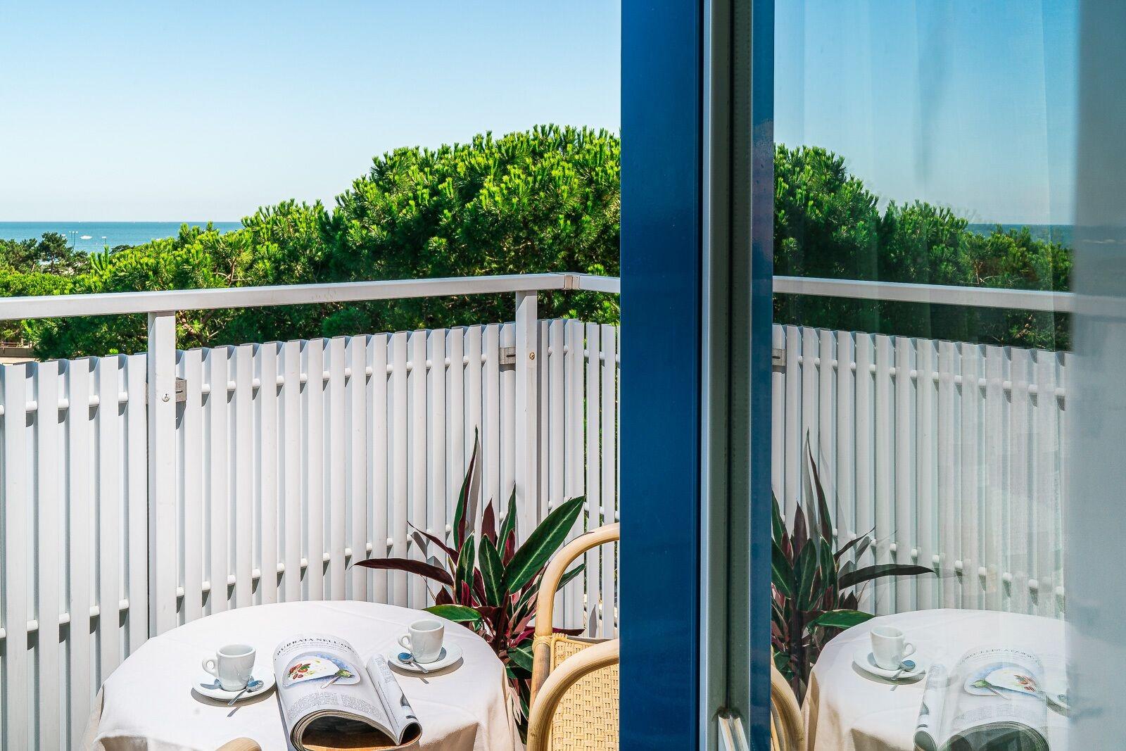 Hotel Medusa Splendid ลินญาโน ซับเบียโดโร ภายนอก รูปภาพ