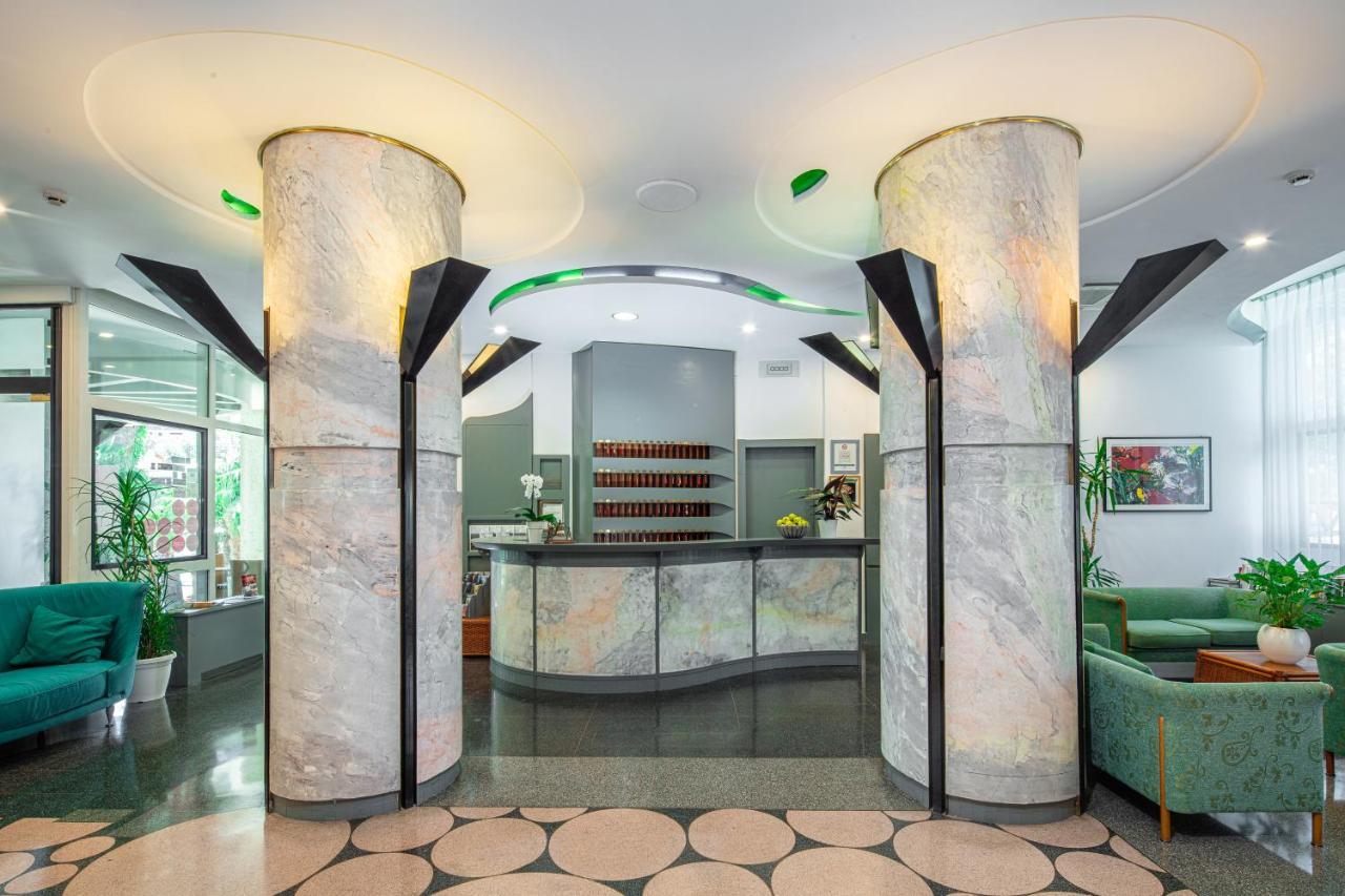 Hotel Medusa Splendid ลินญาโน ซับเบียโดโร ภายนอก รูปภาพ