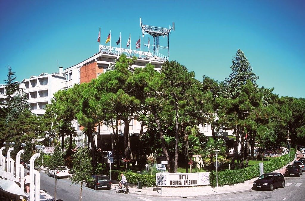 Hotel Medusa Splendid ลินญาโน ซับเบียโดโร ภายนอก รูปภาพ